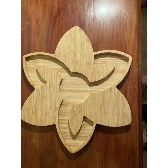 Faircraft Bamboo Lotus Serving Board 16" - Picture 1 of 10